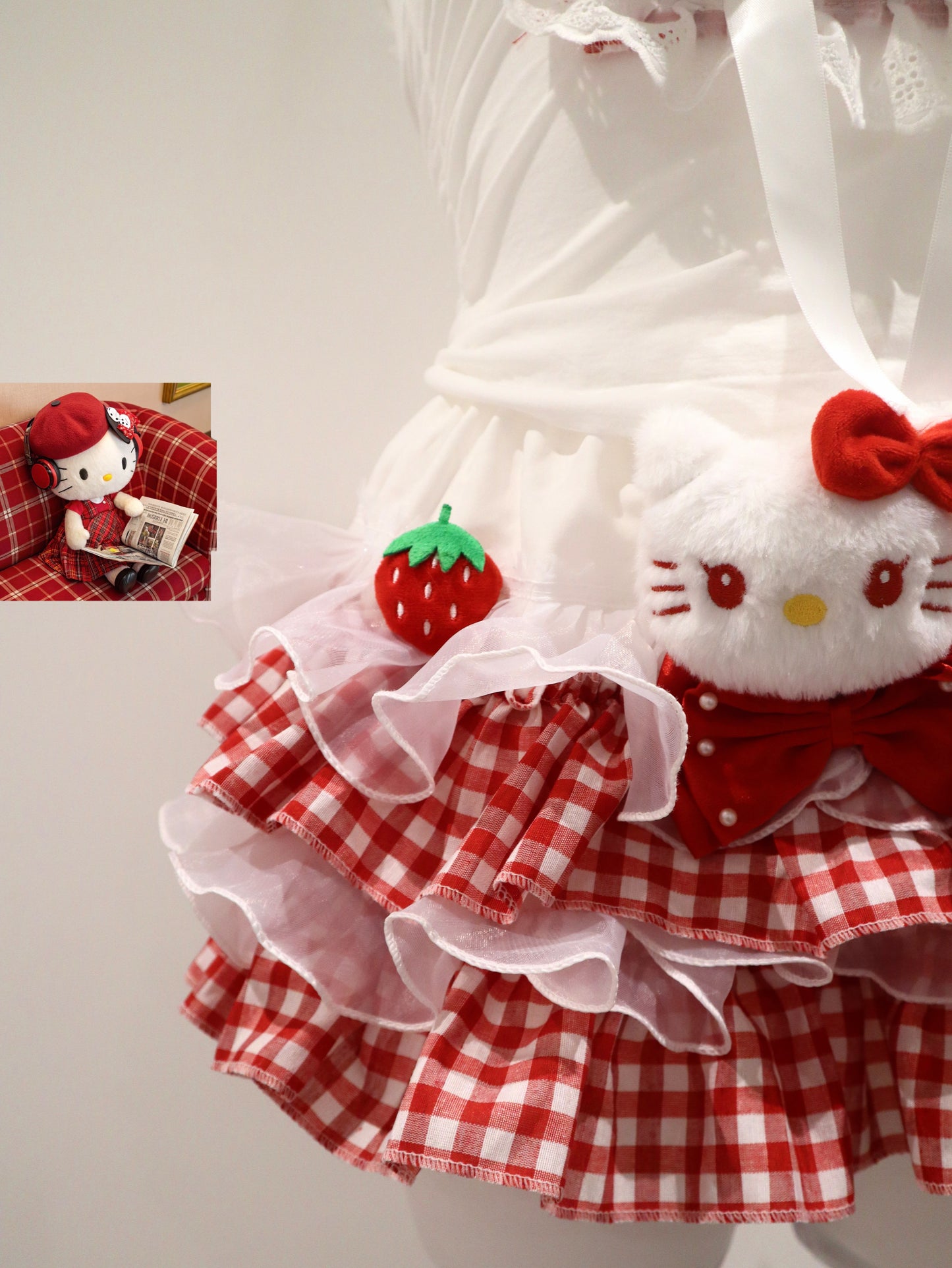 Y2K Red Plaid Hello Kitty Handmade Cake Skirt – Kawaii J-Fashion Lace Ruffle Mini Skirt with Built-in Shorts